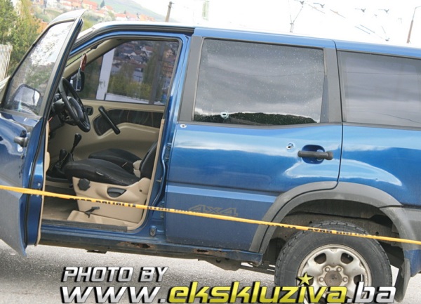 pucnjava na svrakinom auto pucnjava na svrakinom auto