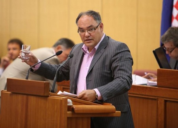 DAMIR KAJIN DAMIR KAJIN