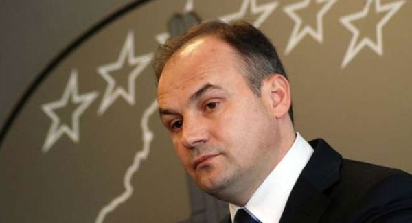 Enver Hoxaj Enver Hoxaj