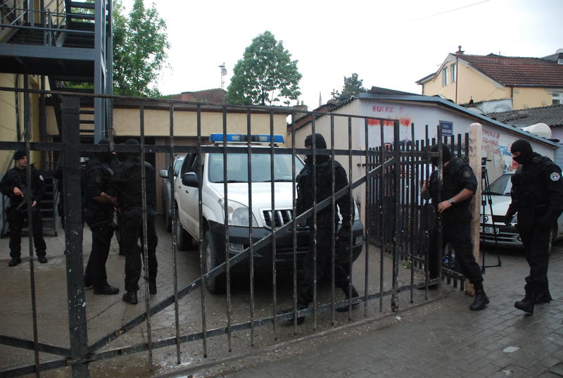 Keljmendi izlazi iz Op&scaron;tinskog suda u Pri&scaron;tini