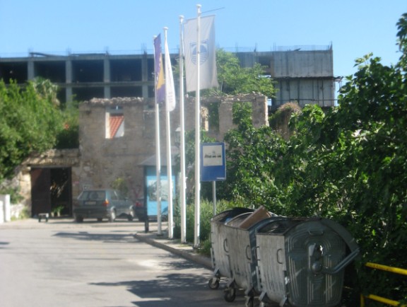 parkirali&scaron;te mostar1
