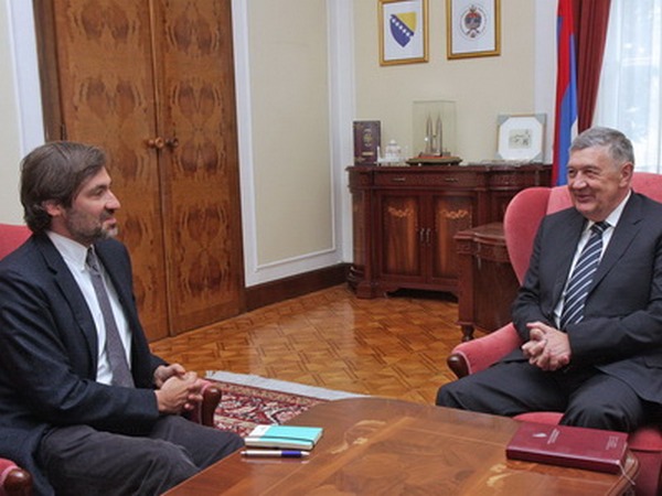 Međunarodna krizna grupa Međunarodna krizna grupa