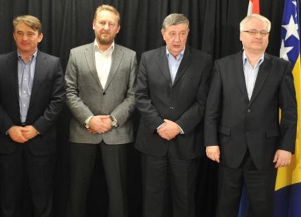 Ivo Josipović sa članovima Predsjedni&scaron;tva BiH