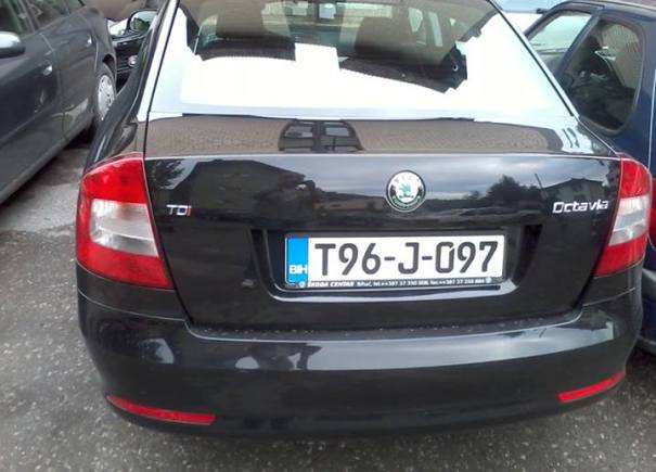 guzičarkin mali guzičarkin mali