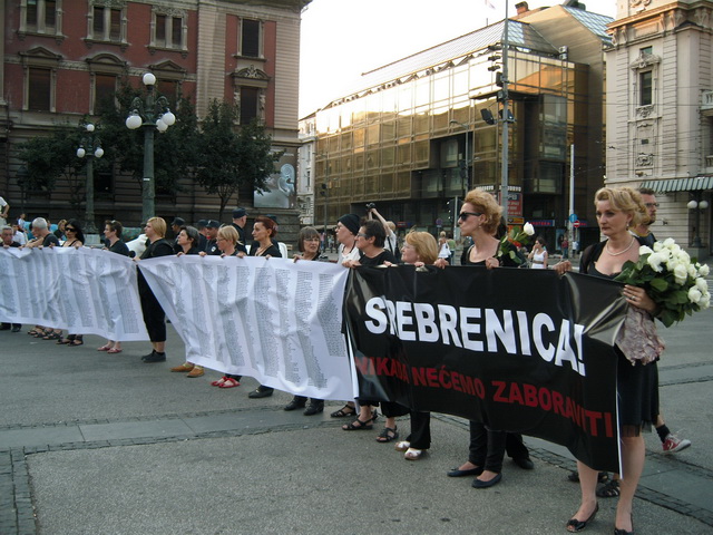 Žene u crnom 2013 Žene u crnom 2013