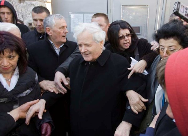 Babo pu&scaron;ten iz zatvora