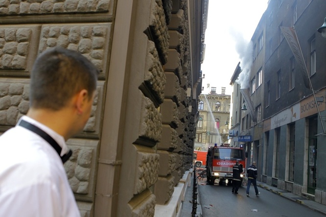 požar kod hotela Evropa/ Foto: Anadolija požar kod hotela Evropa/ Foto: Anadolija