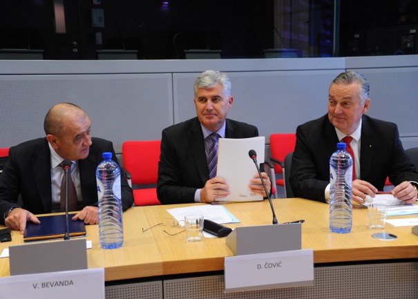 Zlatko Lagumdžija, Dragan Čović i Vjekoslav Bevanda/ Foto: Anadolija