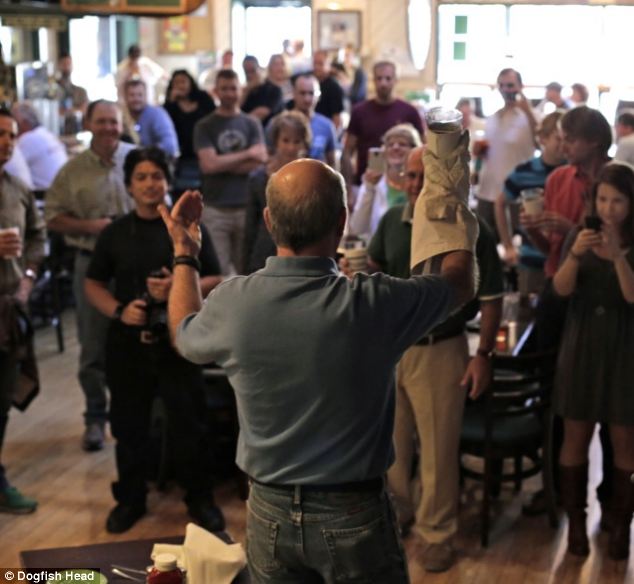 pivo s mjesečevom prašinom pivo s mjesečevom prašinom