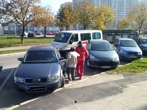 bahato parkiranje na Alipa&scaron;inom polju