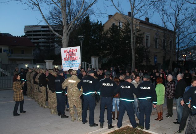 Plenum građana Mostara na raskrsnici kod Španskog trga