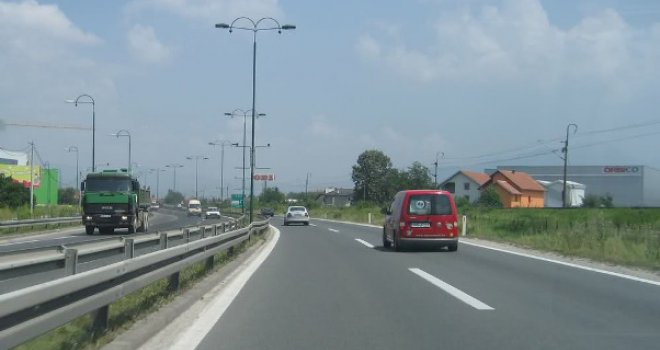 Apel vozačima: Unutar BiH putujte samo ako je nužno, pridržavajte se mjera zaštite 