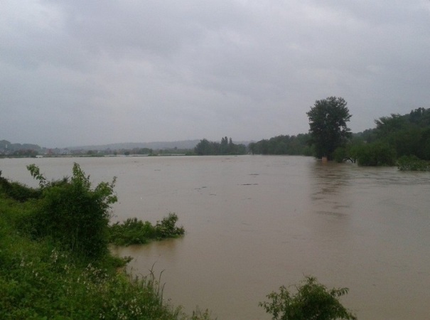 poplave u doboju, maj 2014/ Foto: Dobojinfo poplave u doboju, maj 2014/ Foto: Dobojinfo