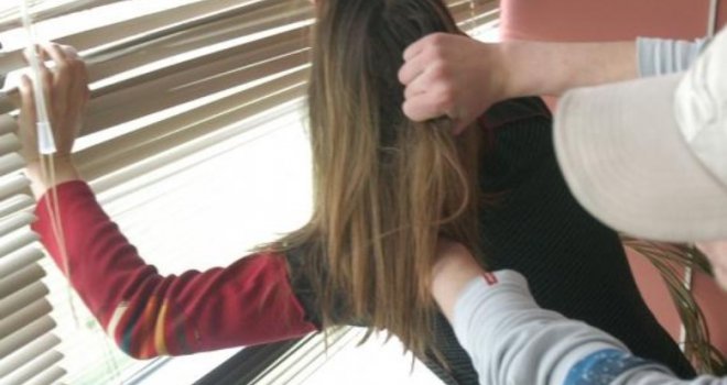 Užas u Subotici: Tri dječaka pretukla i seksualno zlostavljala djevojčicu (12)!