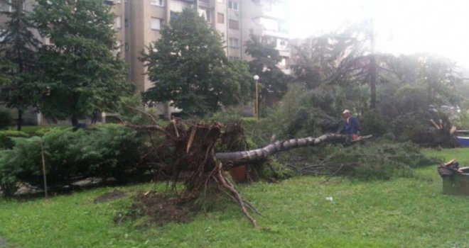 Vremenska prognoza za naredne dane: Pred nama pljuskovi, grmljavinom i udari vjetra