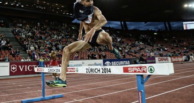 Ostao bez evropskog zlata, jer je skinuo majicu prije cilja