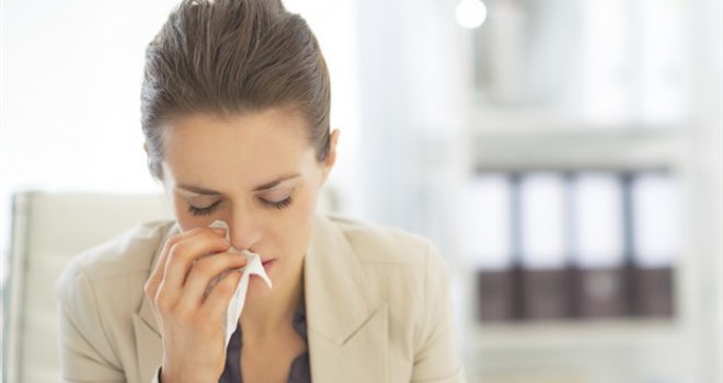 Kako prepoznati razliku između omikrona, prehlade i gripe?