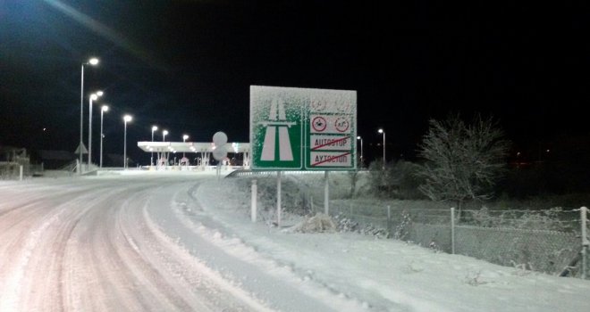 Ceste mokre i zasnježene: Evo gdje trebate biti posebno oprezni