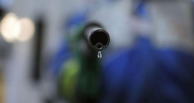 Amerikanci opet odgodili sankcije Naftnoj industriji Srbije