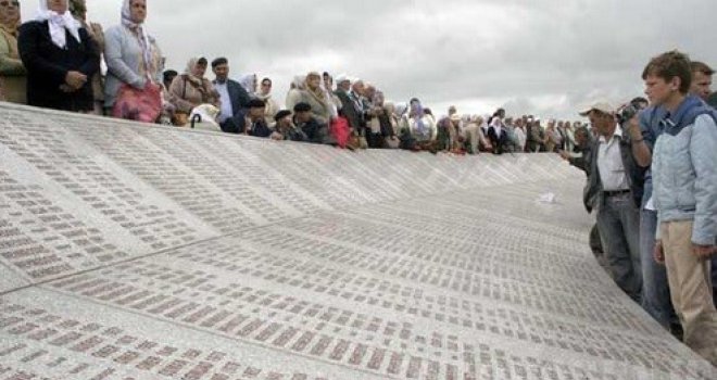 'Škakljiva' tema Srebrenice: Štura faktografija u udžbenicima ili najveći genocid u Evropi nakon II svjetskog rata?!