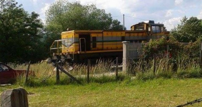 Novi detalji teške nesreće kod Doboja: Mašinovođa kočio i davao signale, ali 'pasat' se nije pomjerao sa šina... 