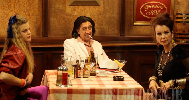 'Pišonja i Žuga' u Pivnici HS: Šta radi Haris Burina u društvu atraktivnih Sarajki iz 80-ih?