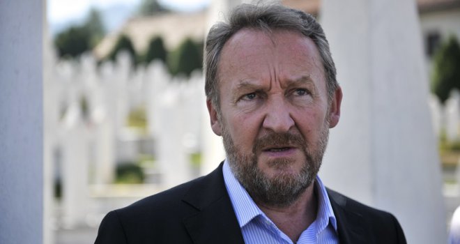  Lično se osjećam dužnim da Srbima Sarajlijama, koji su ubijeni na Kazanima, odam počast... To ću i uraditi!