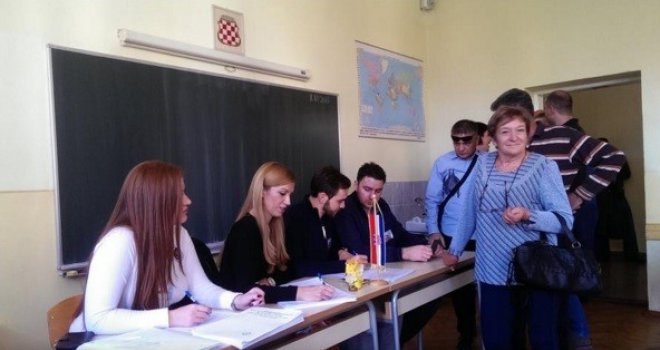 Izbori u Hrvatskoj: U BiH glasalo preko 8.000 birača