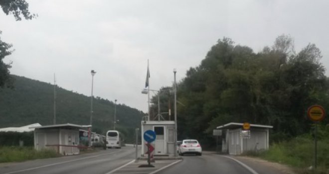 Izbjegavajte gužve na OVIM graničnim prijelazima 