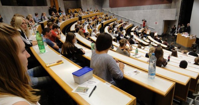 Sve manji interes mladih za studiranjem: Na Banjalučkom univerzitetu preko 1200 slobodnih mjesta za brucoše 