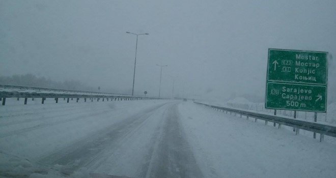 Oprezno vozite: Jak vjetar stvara snježne nanose