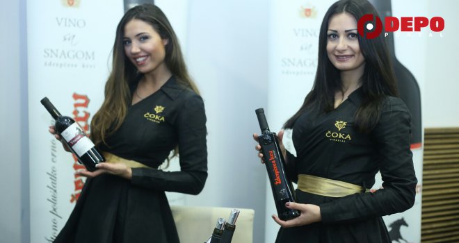 Zgodne hostese uz vrhunske okuse: Ako još niste bili, zavirite na 'Sarajevo vino fest 2016'...