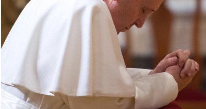 Papa Franjo: Evropa  bi trebala integrirati migrante koji dolaze na njenu teritoriju, ali ne širom otvarati vrata!