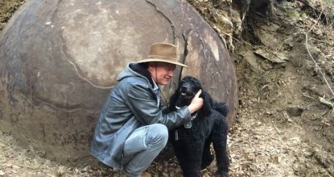 Potvrđen prahistorijski fenomen iz BiH: Najveća svjetska kamena kugla nalazi se u Zavidovićima!  