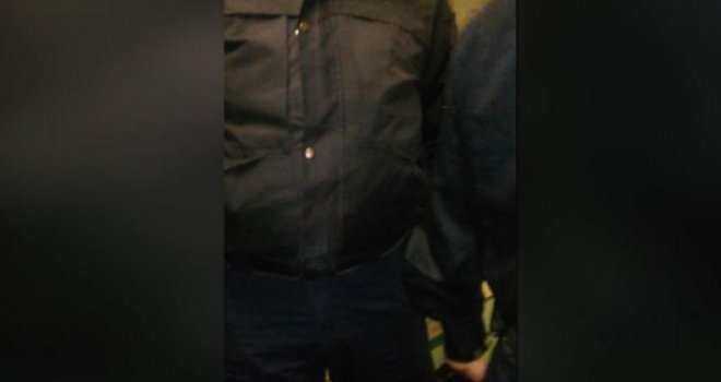 Doktoru završila smjena: Policija izbacila roditelje i bolesnu djecu iz Doma zdravlja u Sarajevu