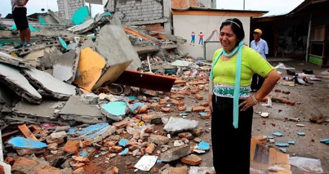 Strašan bilans:  272  osobe poginule u razornom zemljotresu koji je pokosio Ekvador