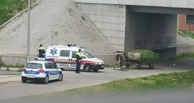 Nesreća u Bijeljini: Biciklista povrijeđen u sudaru s magarcem!