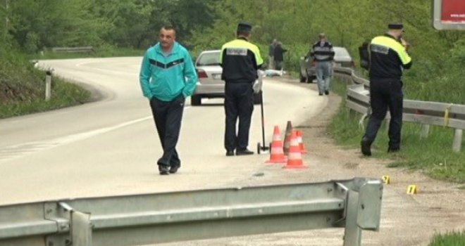 'Crni' Vrbas: Dva vozila sletjela u rijeku; traga se za dvije osobe...