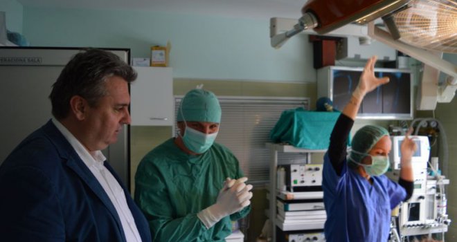 Gradonačelnik Bihaća Emdžad Galijašević posjetio specijaliziranu kliniku OrthoVet 