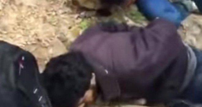 'Građanske patrole' muče izbjeglice: Vežu im ruke, obore ih pa govore: 'Turci, marš nazad..'.