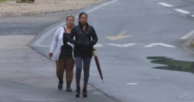 'Prodavačice ljubavi' na Lašvanskoj petlji: 50 KM je klasika, ona će ti p..... za 20, a ja za 30. Hoćeš obje, to ti je duplo!