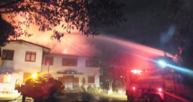 Tajland: U požaru u učeničkom domu poginulo 18 djevojčica