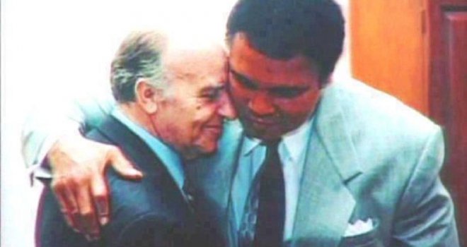 Kako je Muhammad Ali podržao Bosance u ratu: Ova fotografija s Alijom Izetbegovićem obišla je svijet