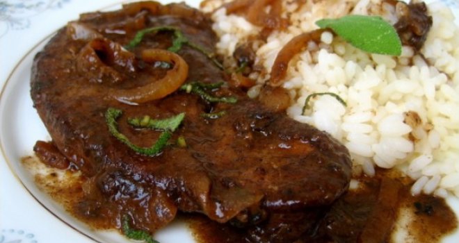 Gdje u Sarajevu možete 'ručkati' teleću jetricu za 3 KM, supicu za marku, a kafu popiti za svega 0,80 feninga...?!