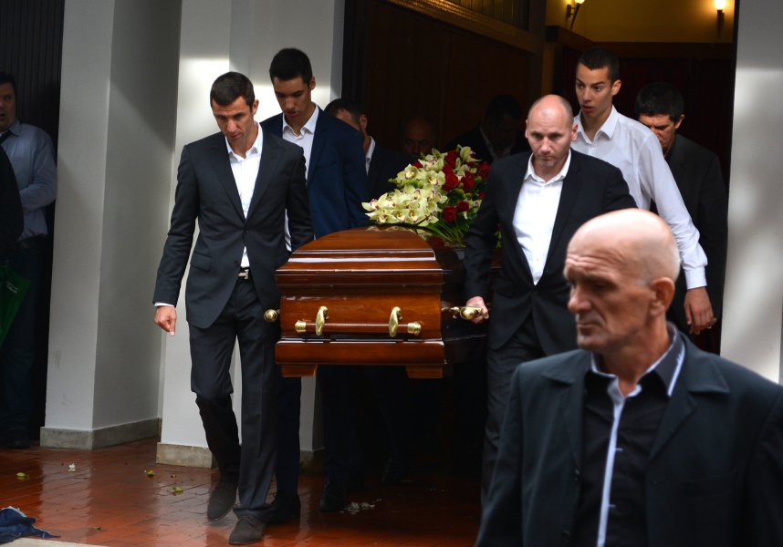 uzeir-srna-sahrana-2-jpg