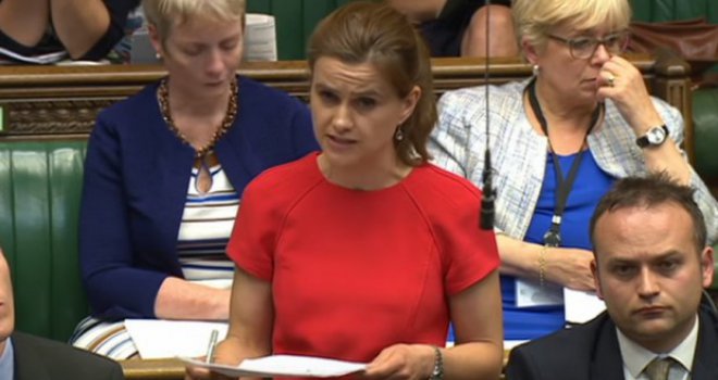 Napadnuta dok je bila sa biračima: Zastupnica Jo Cox preminula od zadobijenih povreda