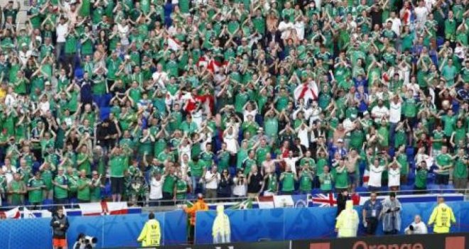 Historijska pobjeda Sjeverne Irske u sjeni tragedije: Navijač umro na meču protiv Ukrajine