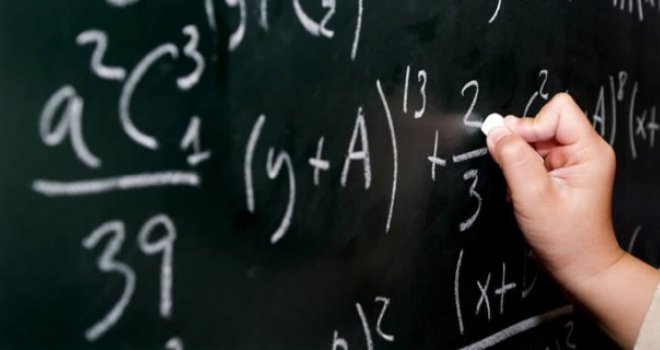 Ne morate plaćati skupe profesore: Asocijacija srednjoškolaca u Sarajevu daje besplatne instrukcije iz matematike!