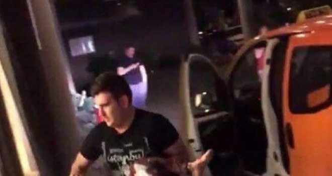 Fotografija koja oslikava brutalnost napada u Turskoj: Taksist nosio ranjenu djevojčicu u bolnicu