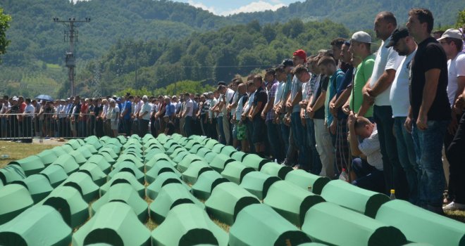 Srebreničani od FIFA-e traže minutu šutnje prije meča Hrvatska - Engleska